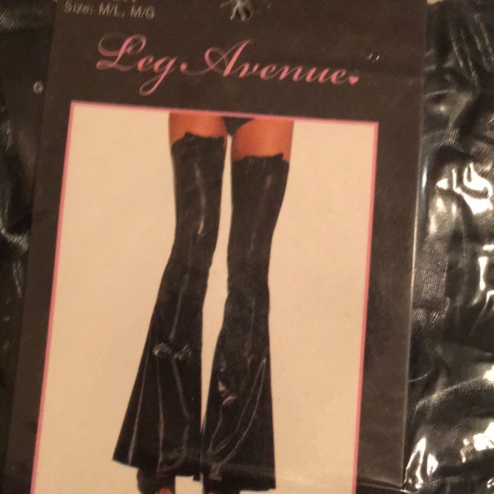 Leg avenue bow top bell bottom m/l